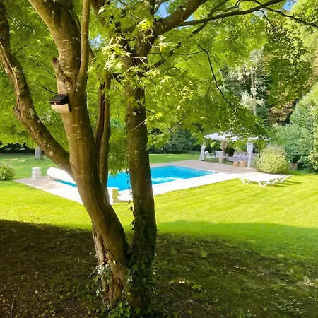 Spacieuse Avec Piscine Privée à Сasa de vacaciones *