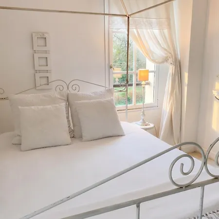 Spacieuse Avec Piscine Privée à Сasa de vacaciones *