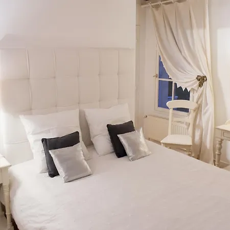 Spacieuse Avec Piscine Privee A Vakantiehuis *