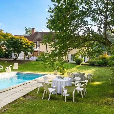 Spacieuse Avec Piscine Privée à Сasa de vacaciones *